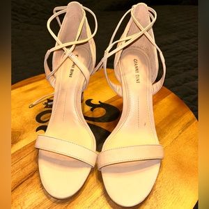Gianni Binni nude lace up heel | NWOB | 9.5 M